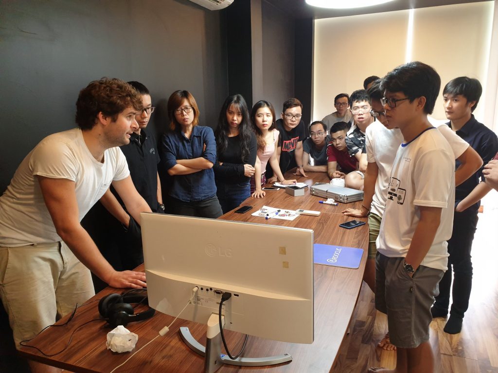 mobile application developer at Designveloper